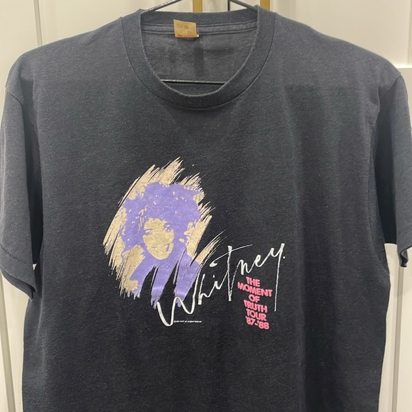 Vintage 1987 Whitney Houston The Moment of Truth Concert Graphic T-Shirt - Picture 2 of 16